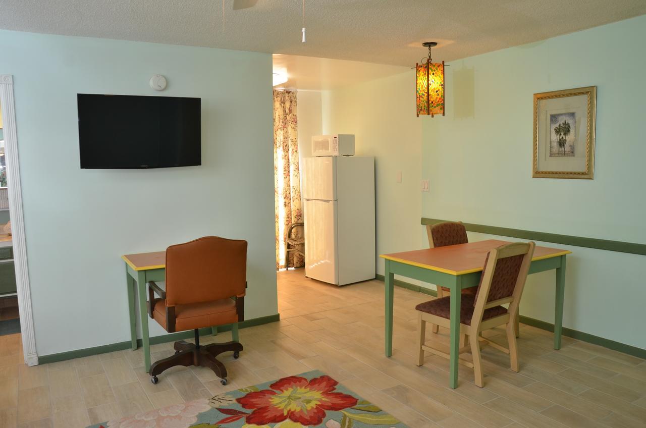 Sandpiper Springs Retreat & Spa Desert Hot Springs Exterior photo